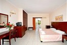 Lambi - Hotel Apollon   